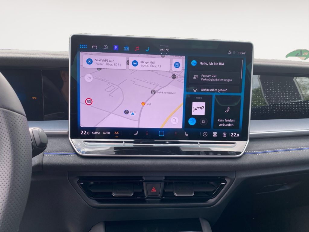 Fahrzeugabbildung Volkswagen Tayron 2.0 TDI SCR 4MOTION DSG R-Line