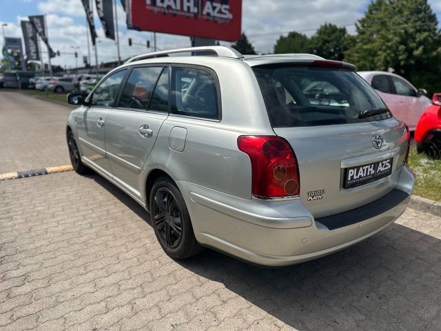 Toyota Avensis  Kombi 1.8 Sol