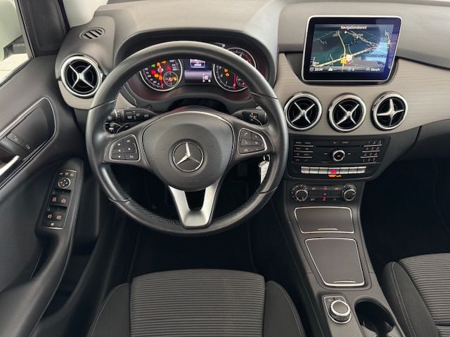 B 180 Style 7G Navi LED Shzg Parktronic Tempomat