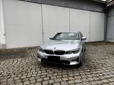 BMW 330i G20 Sport Line Automatic - BMW 330 mit Benzin-Antrieb: Limousine, Automatik
