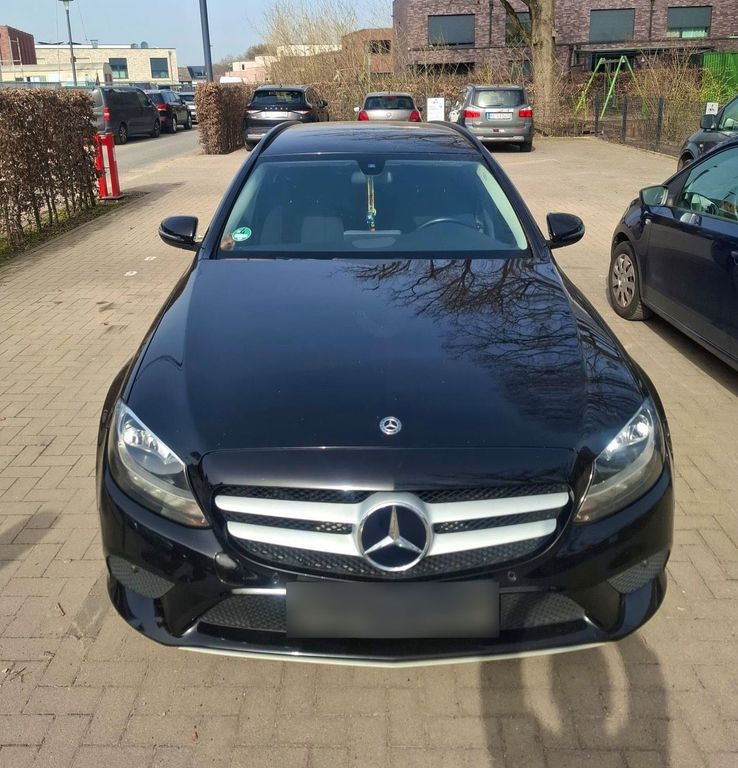 Image of Mercedes-Benz C 200