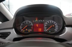 Fahrzeugabbildung Opel Corsa E 1.4 EDITION KLIMA/SHZ/PDC/TEMP./NEBEL/LH