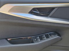 Fahrzeugabbildung Austral Techno 1.2 E-TECH Full Hybrid 200 EU6e
