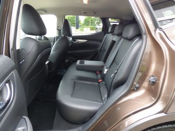 Bild 10 Nissan Qashqai 1.6 DIG-T Tekna , 360°, Navi, Teilleder