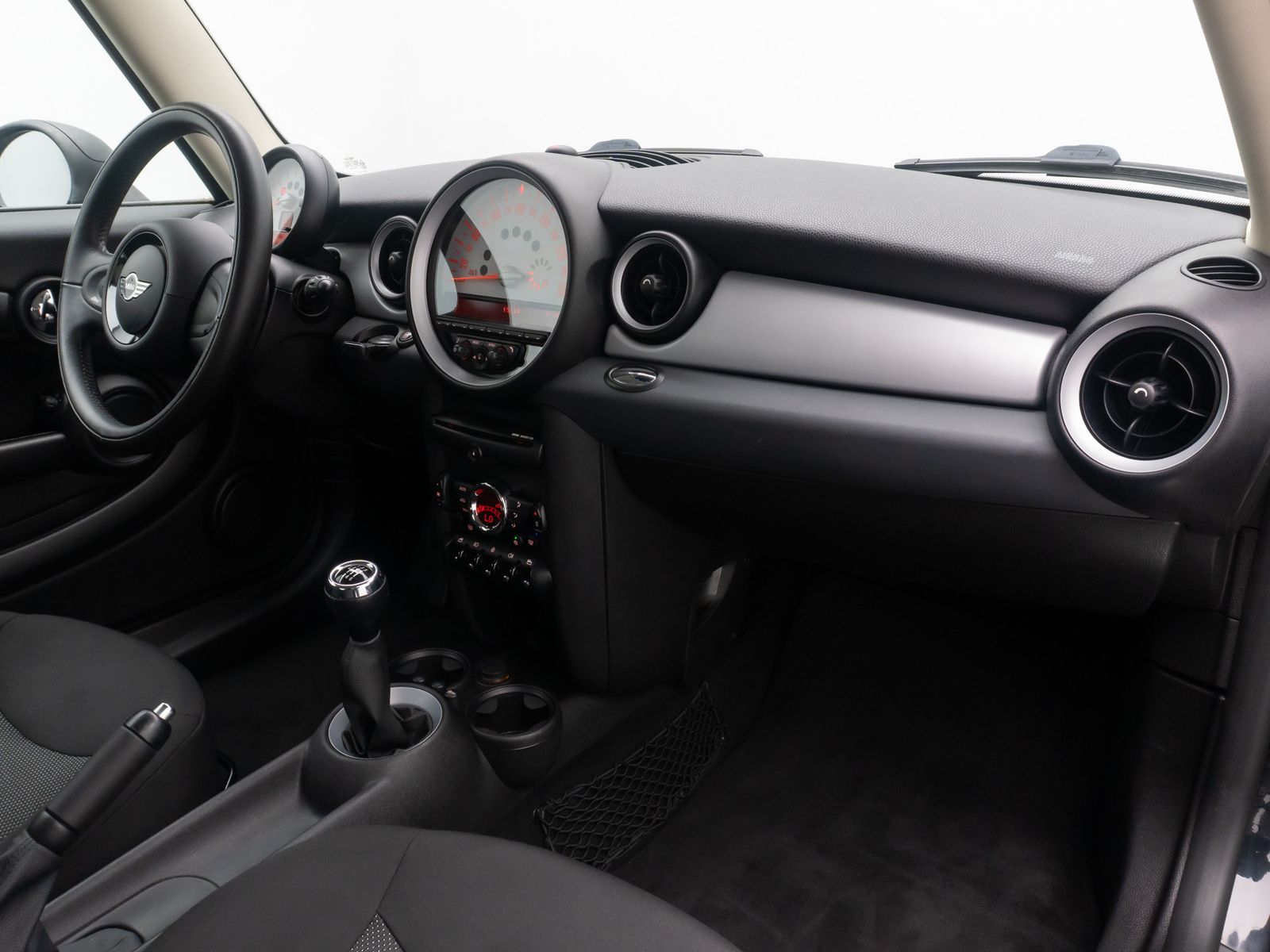 Fahrzeugabbildung MINI One Clubman Pepper PDC CD Bordcomputer Nebelsch