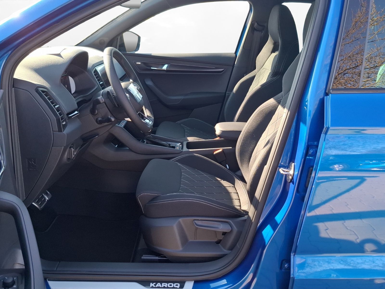 Skoda Karoq Sportline 2.0 TDI (110kW) 4x4 DSG imagem 2