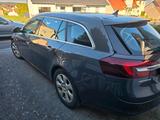 Opel insignia 2.0 160 - Opel Insignia: 160