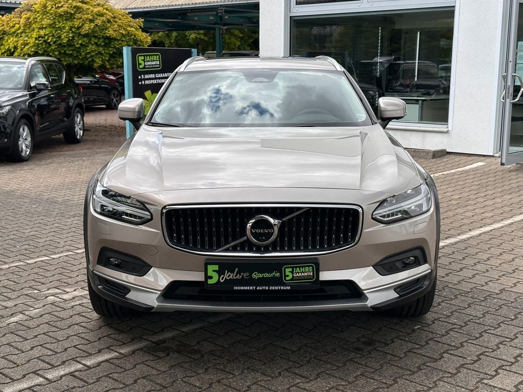 Volvo V90 Cross Country B4 AWD Ultimate *HUD*Pano*360°