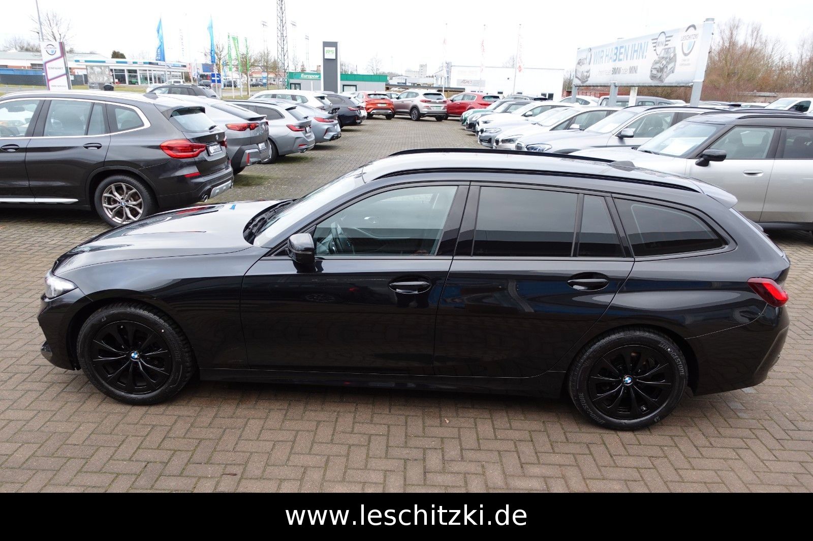 BMW 320i Touring Automatik/LED/Navigation foto 2
