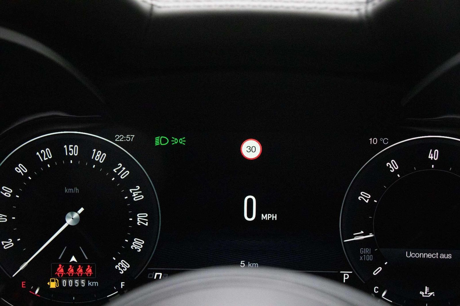 Fahrzeugabbildung Alfa Romeo Stelvio Quadrifoglio 2,9l Q4 vom AR Vertragshänd
