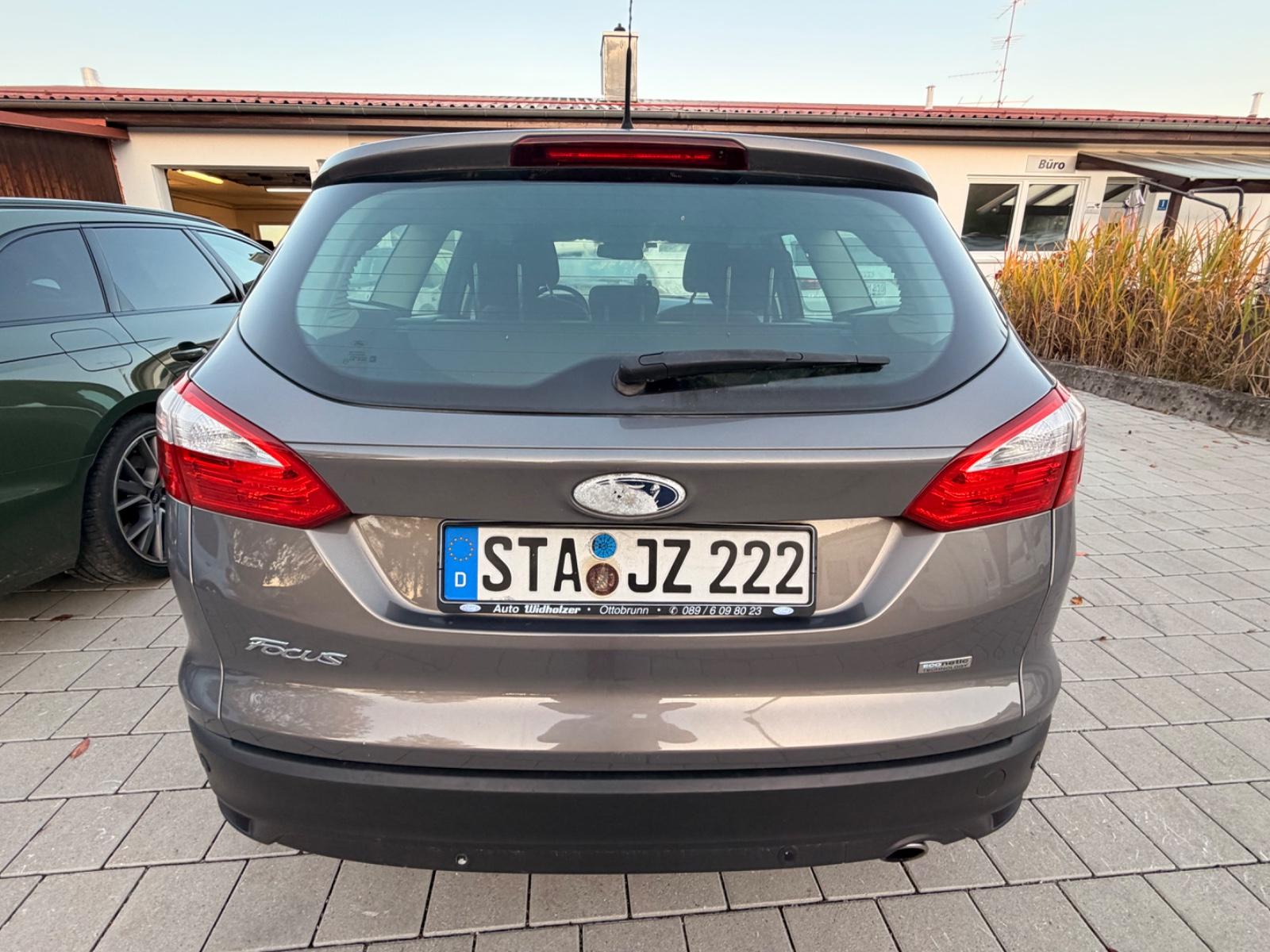 Ford Focus 2011 — engine 1.596 cm³, 182 HP (134kW)