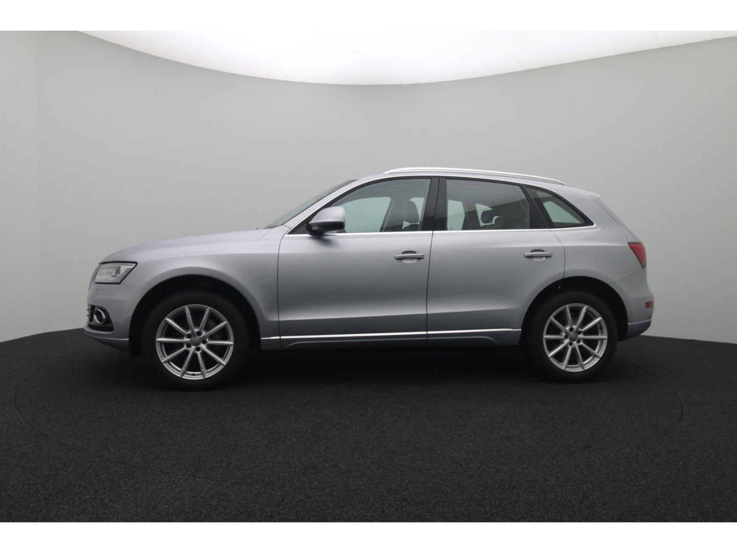 Fahrzeugabbildung Audi Q5 2.0 TDI 140 kW quattro Pano Sound Memory