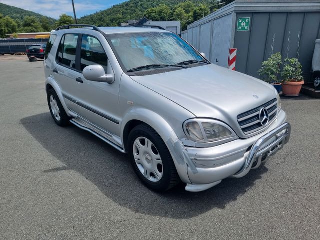 Mercedes-Benz ML 320     OPERA Aerodynamik Kit  20Zoll Alus