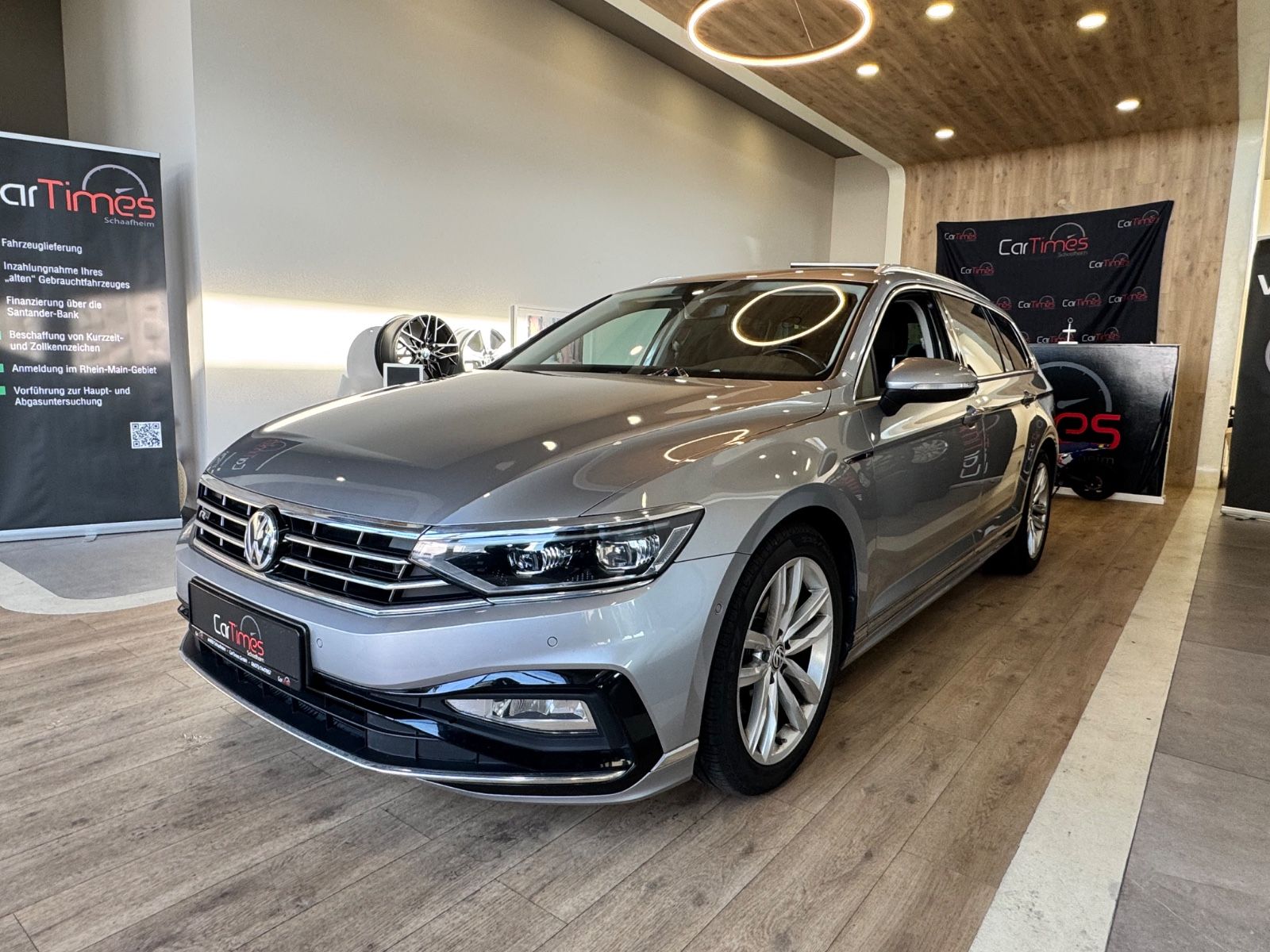 Volkswagen Passat Variant R-Line Standheizung Wartung NEU