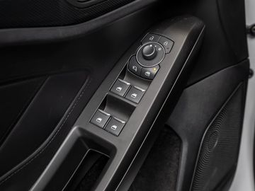 Ford Focus Turnier ST X Kamera Styling-Paket Nav B&O