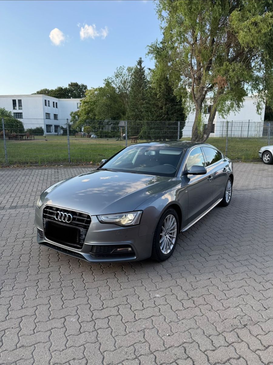 AUDI A5 2.0 TDI 100kW ultra Sportback - HU Neu 