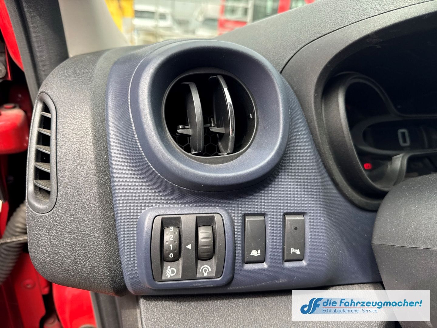 Fahrzeugabbildung Opel Vivaro B Kasten Combi L1H1 2,7t *7140 *EXPORT