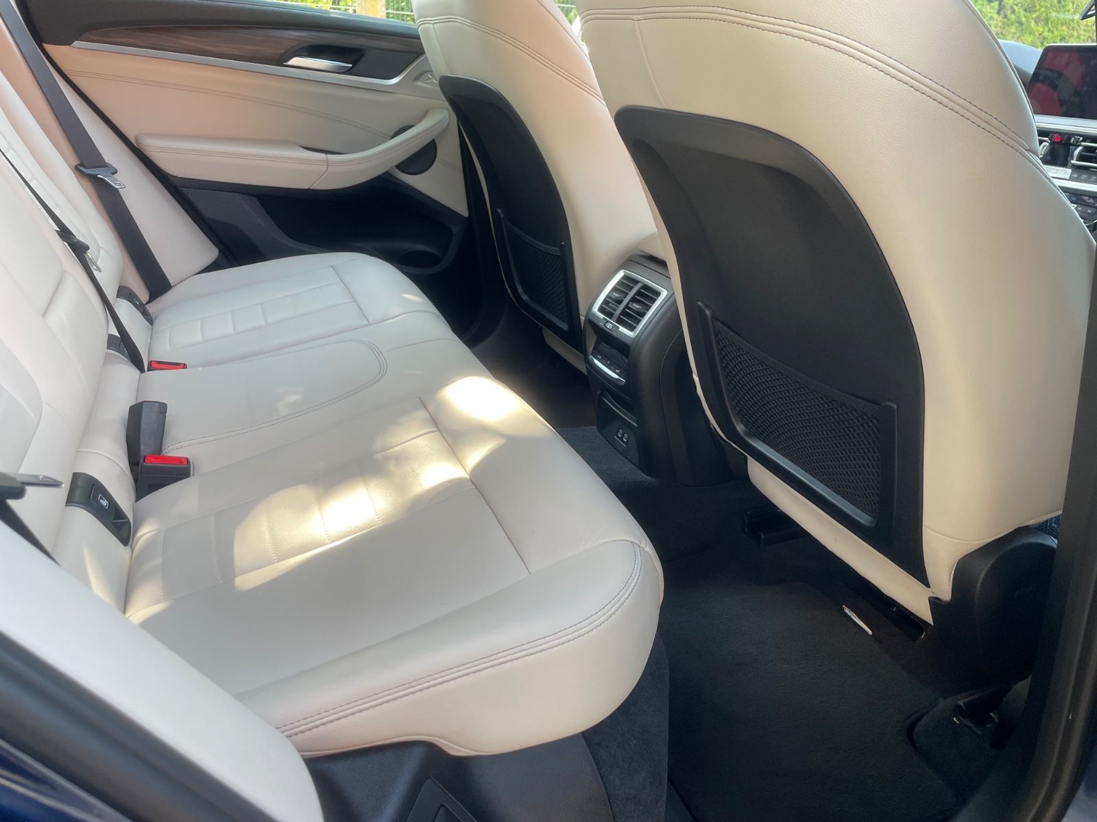 BMW iX3 Impressive Panora Head Up 360°Kamera foto 25