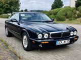 Jaguar XJ8 3.2 - - Jaguar XJ8 aus 1999
