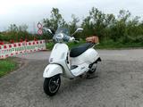 Vespa GTS 125