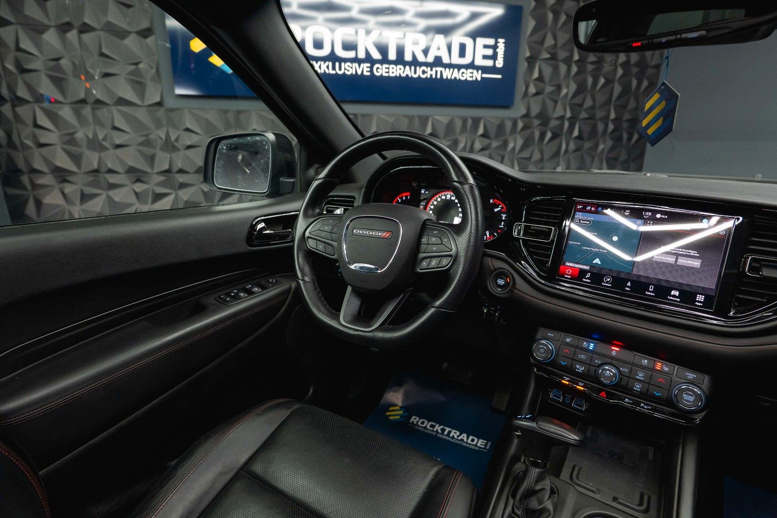 Fahrzeugabbildung Dodge Durango 5.7 V8 R/T SRT STYLE 4x4 Night-Paket ACC
