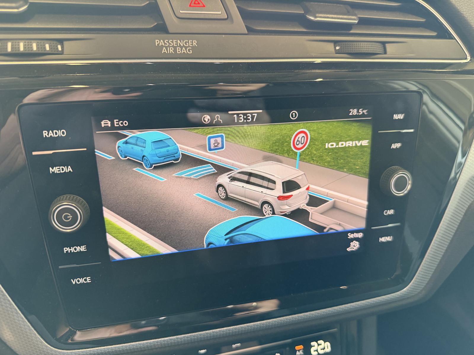 Volkswagen Touran 2,0TDI DSG Goal 7 Sitze NAVI AHK, миниатюра 19