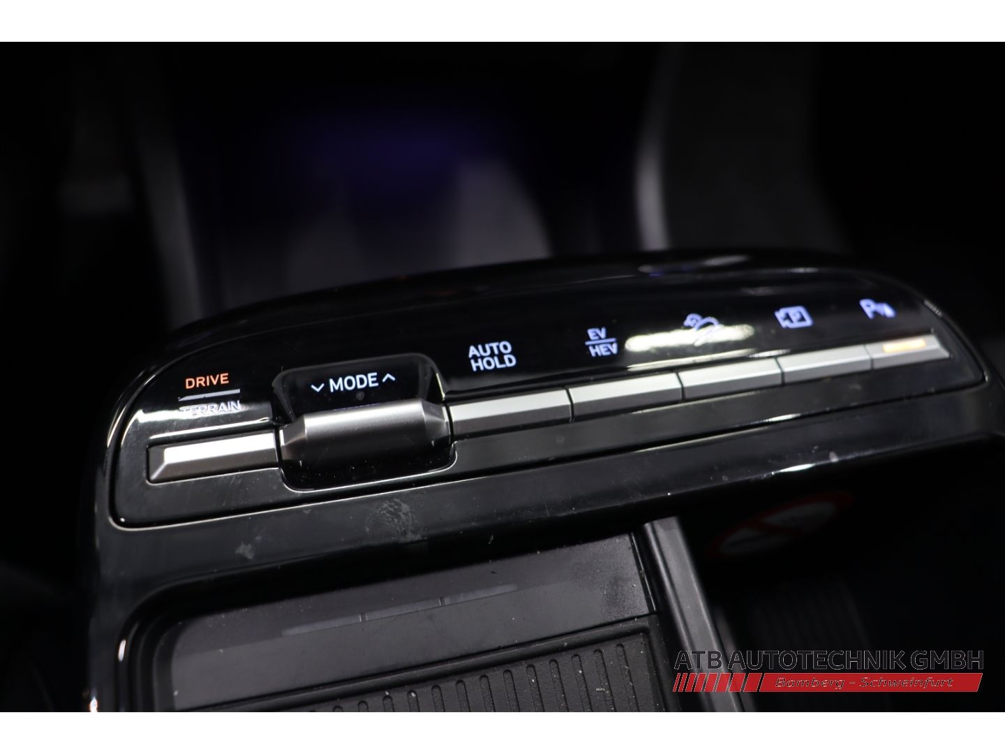 Fahrzeugabbildung Hyundai Tucson Trend 1.6 T-GDi PHEV 4WD Navi LED ACC El.