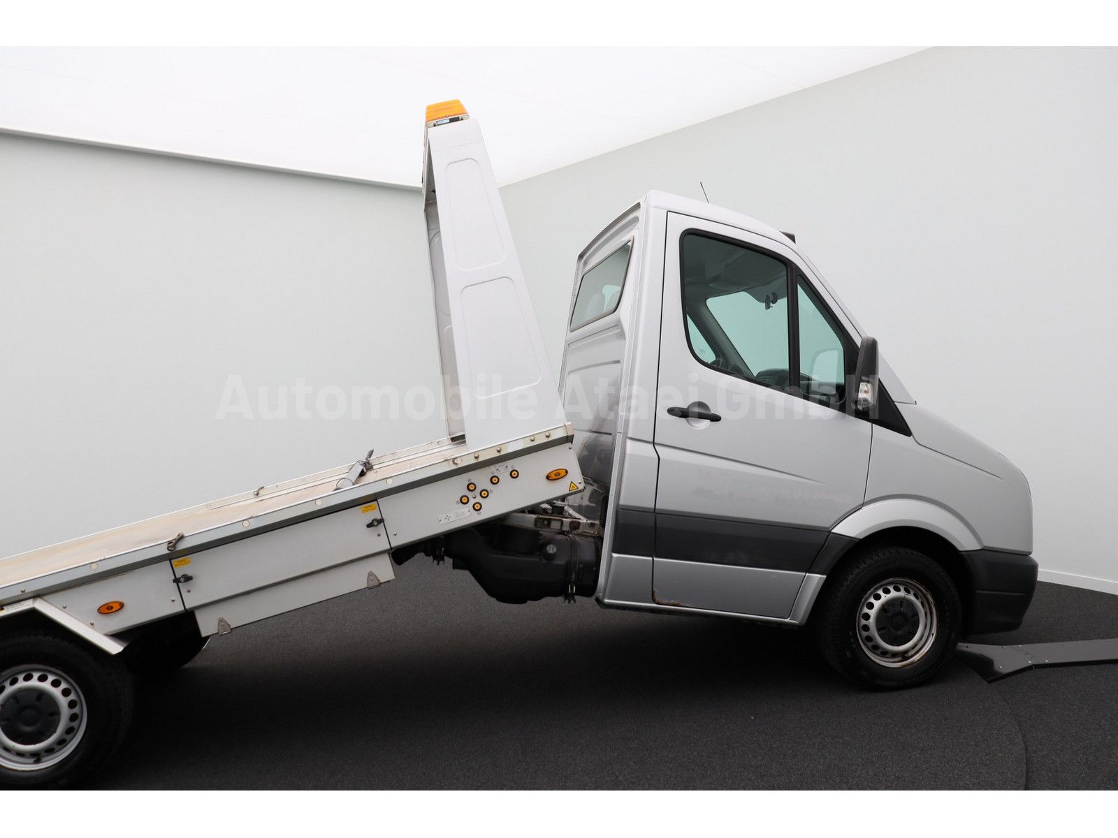 Fahrzeugabbildung Volkswagen Crafter Algema Blitzlader 1.HAND+ 3,3t NUTZLAST