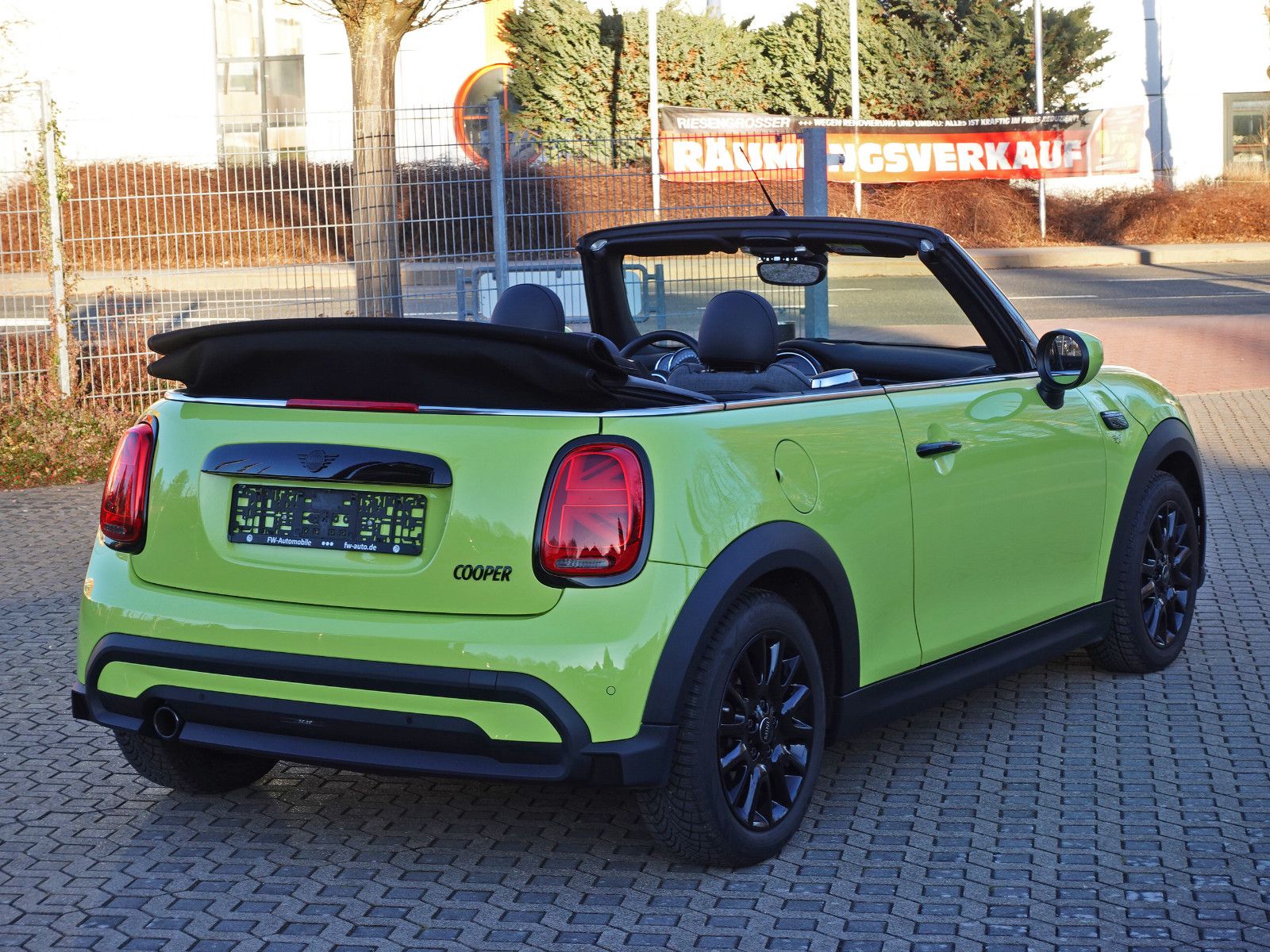 Fahrzeugabbildung MINI Cooper Cabrio Aut. I.Hd Navi CarPlay ZestyYellow