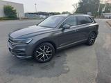 Volkswagen Touareg 3.0 V6 TDI 210kW 4MOT Tiptr. Eleganc... - Volkswagen Touareg: 2.0