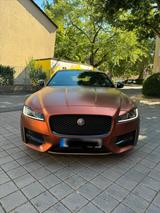 Jaguar XF 25t R-Sport - gebrauchte Jaguar XF aus dem Jahr 2019