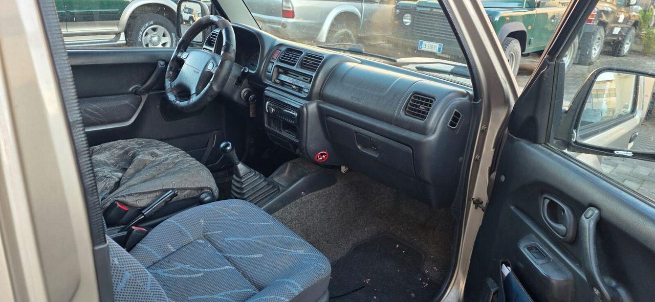 Suzuki Jimny 2004 — photo 5