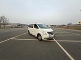 Hyundai H1 Familien Auto - gebrauchte Hyundai H-1 aus dem Jahr 2011