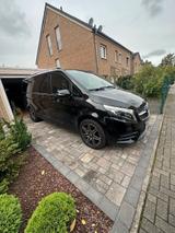 Mercedes-Benz V 300 d Aut.  Allrad+AHK+LED+AMG+DIS - Mercedes-Benz V 300 in Köln