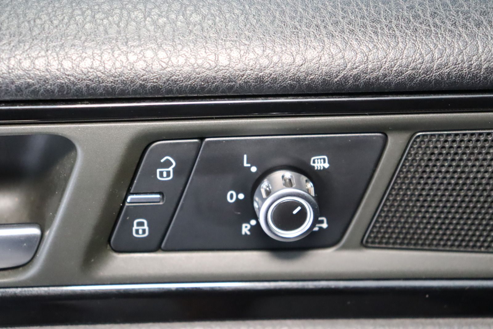Fahrzeugabbildung Volkswagen Touareg 3.0 TDI V6 TDI BlueMotion * aus 1. Hd