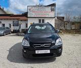 Kia Carens 2.0 CRDi EX - Kia Carens mit Diesel-Antrieb: Ex