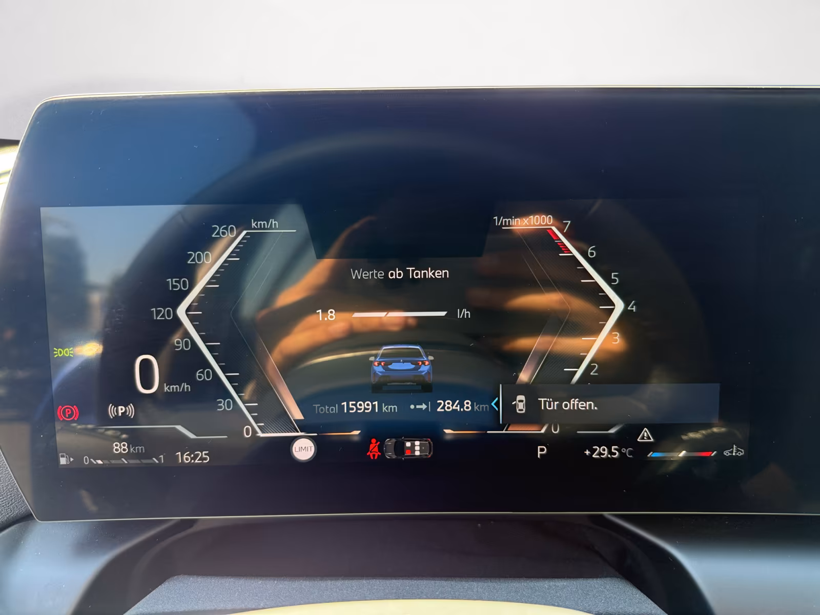 BMW 1 Series M Sport Design Navi Klima PDC Kamera DAB Sit, миниатюра 10
