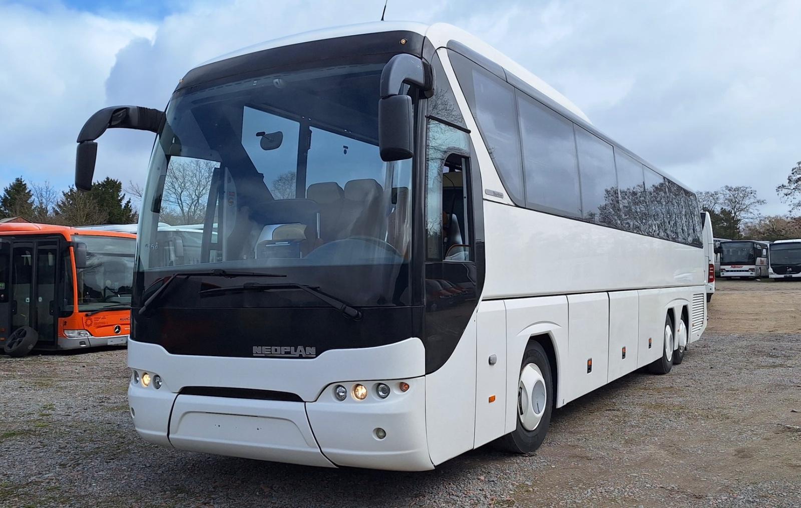 Neoplan P22 N 2216/3 SHDL Tourliner DE*TOP*59Sitze