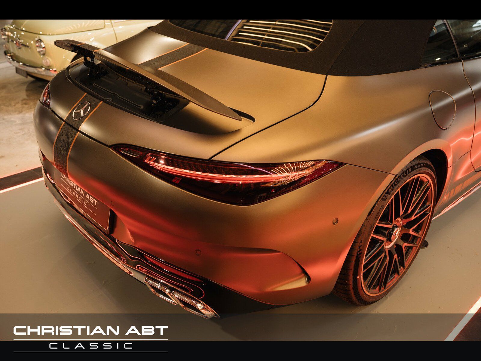 Fahrzeugabbildung Mercedes-Benz SL 63 AMG 4Matic Navi/Nachtsichtass.