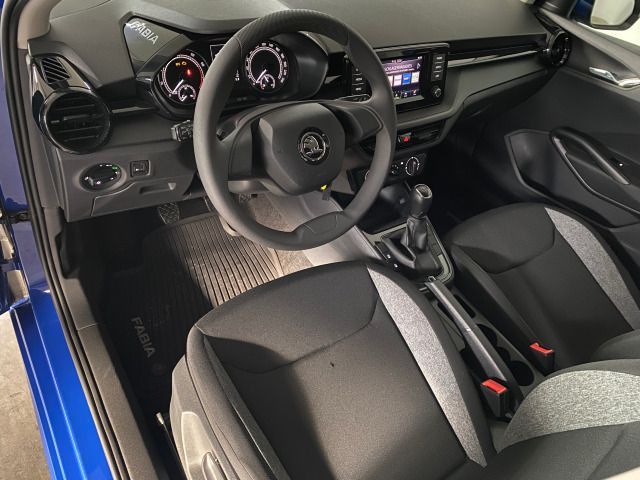 Fabia Easy 1.0 LED+RADIO+ZV+DAB