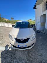 Lancia Ypsilon 1.3 MJT 16V 95 CV 5 porte gold - Lancia Ypsilon mit Diesel-Antrieb