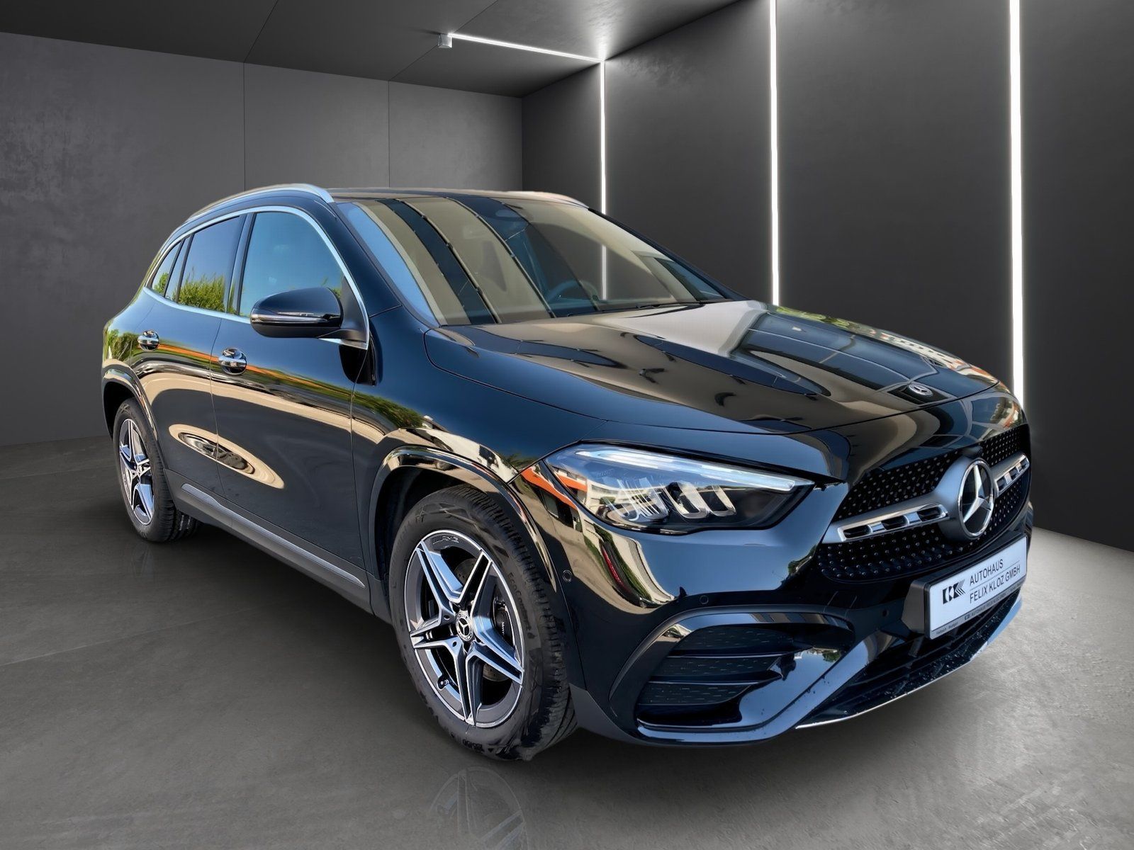 Fahrzeugabbildung Mercedes-Benz GLA 200 AMG*Kamera*LED*Easy-Pack*Keyless*Ambient