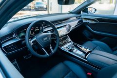 AUDI A8 50TDI LANG/ STANDHZG./ 21"/ S-LINE/ FOND TV AUDI A8 50TDI LANG/ STANDHZG./ 21"/ S-LINE/ FOND TV
