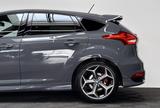 Ford Focus ST Lim 2.0 TDCi *Bi-Xenon *Sony *Kamera - Ford Focus: ST Tdci