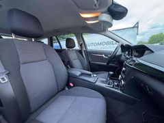 Fahrzeugabbildung Mercedes-Benz C 180 C 180 T CGI Scheckheft PDC Navi