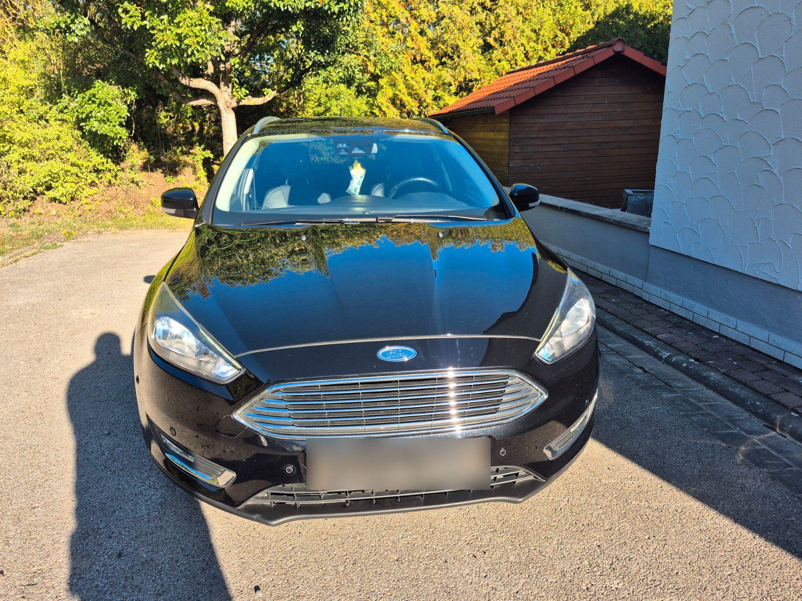 Ford Focus 2015 — photo 13