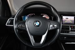 BMW 320i Advantage*Limousine*Unfallfrei*BMW-Garantie