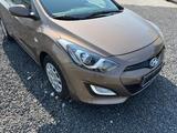 Hyundai i30 GD 1.6 MPI Style  - Hyundai i30 mit Benzin-Antrieb: Kombi, 1.6
