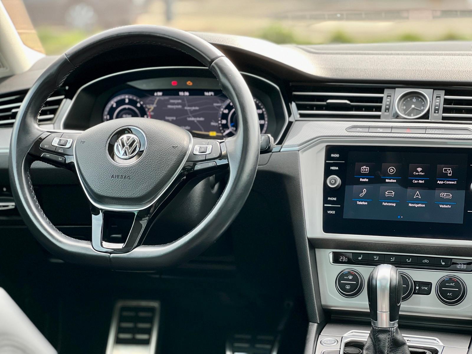 Volkswagen Passat 2.0 TDI BiTurbo DSG 4Mo. Variant Alltrack