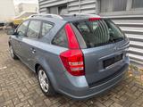 Kia cee'd Sportswagon 1.HAND/83.000KM/TÜV NEU/AHK - blaue Kia cee'd Sportswagon